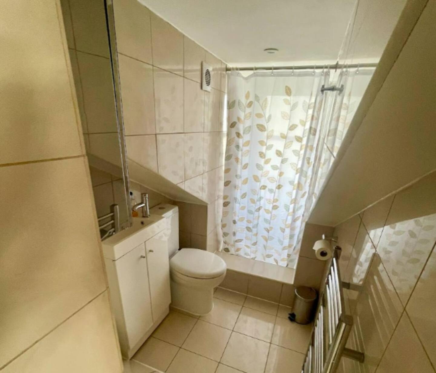 Bright Quiet Loft Room Ensuite Serene Clapham Area London Exterior photo